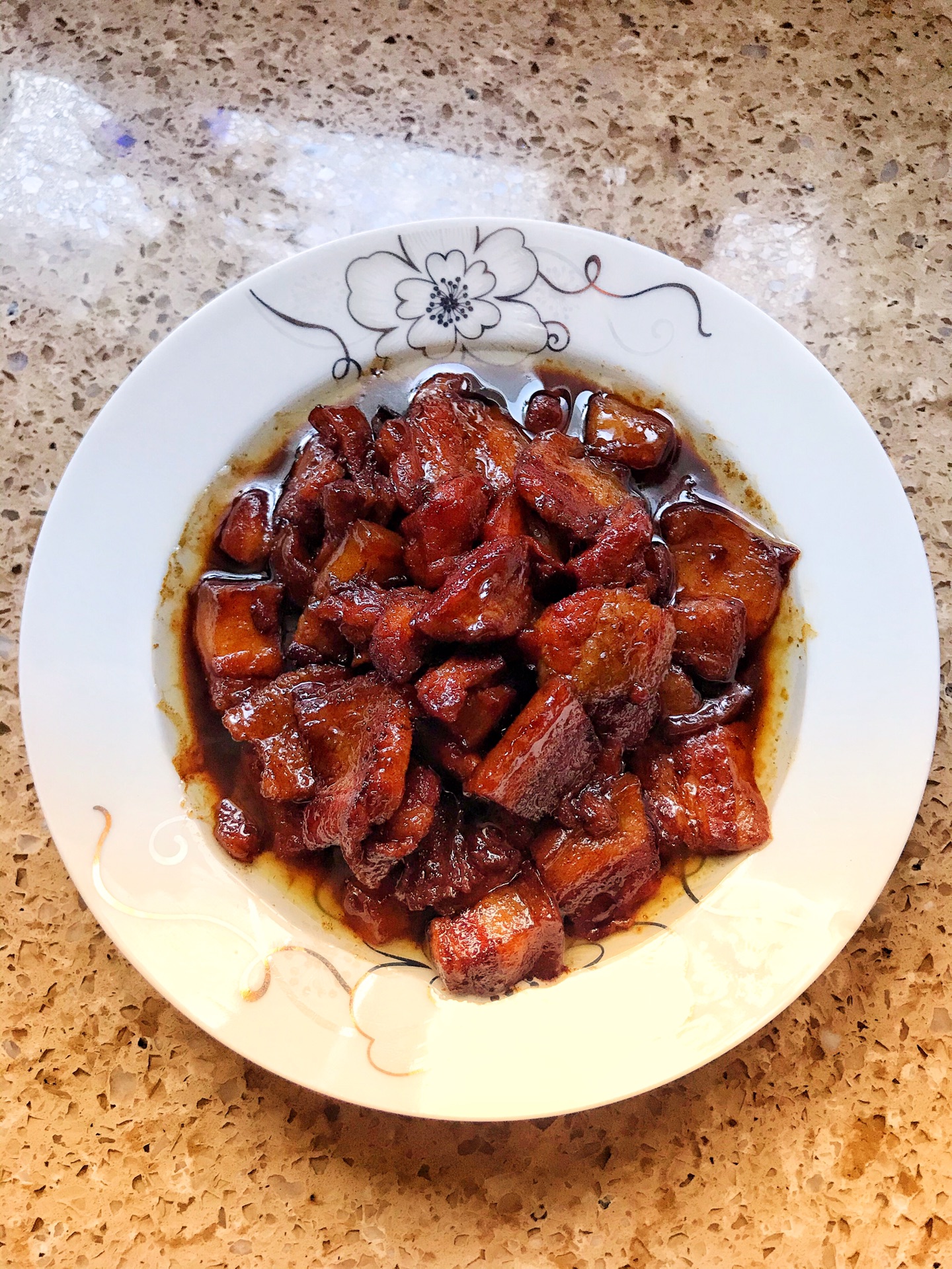 黄磊版红烧肉，家常美食的烹饪艺术之道