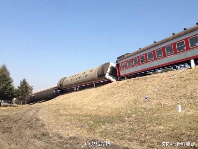 K7034脱轨事故最新消息全面跟进报道