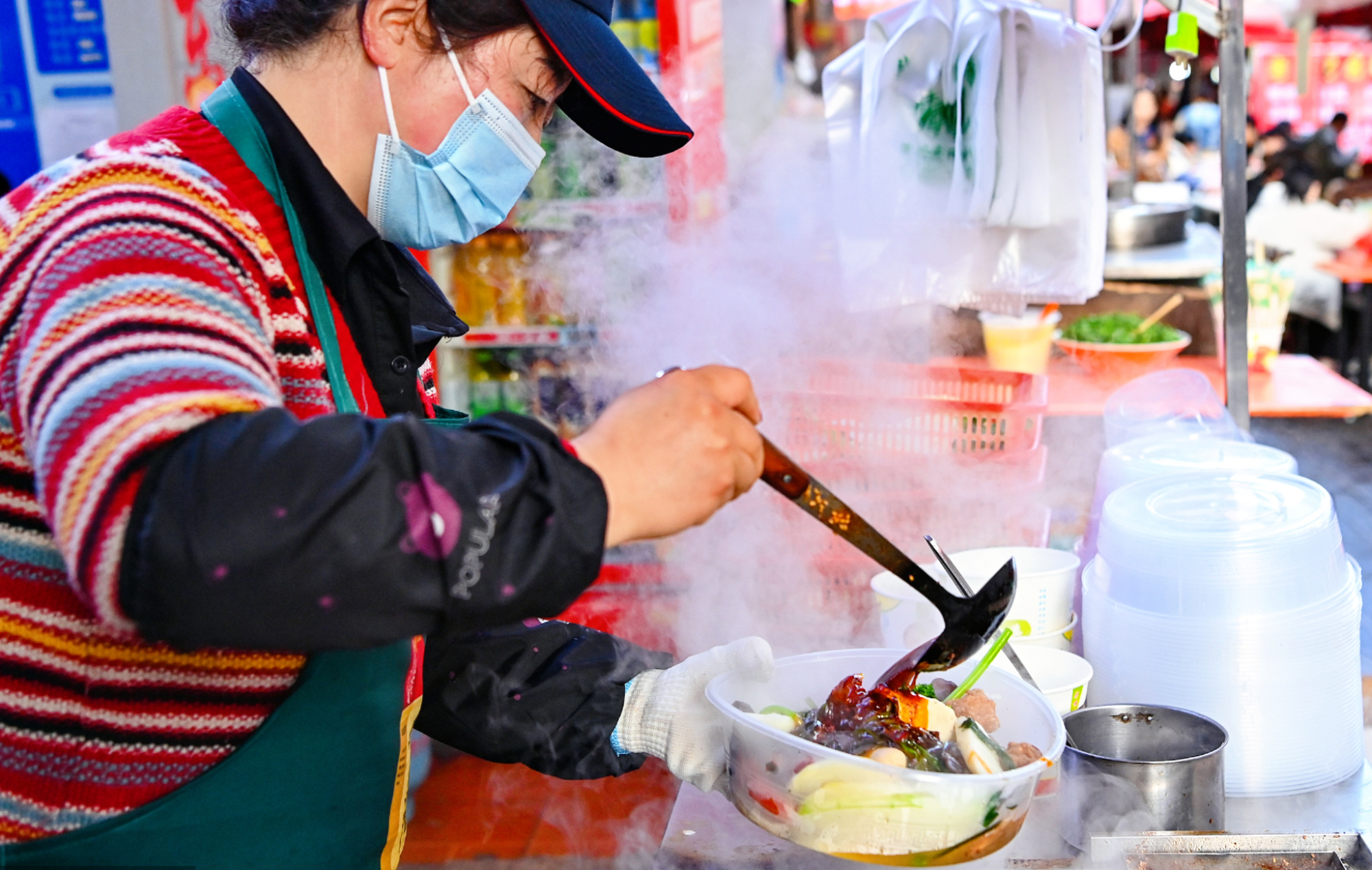 地方美食热销助力文旅消费增长